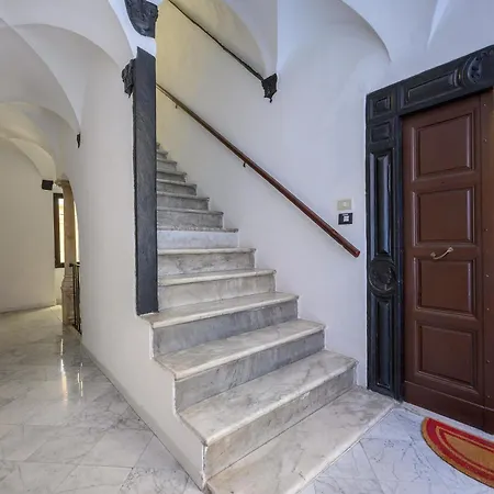 Dimora Novecento Apartment La Spezia
